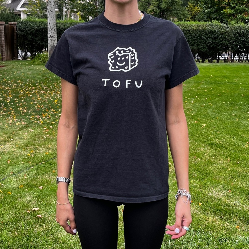11hopestreet Tofu Lovers T-Shirt @european.son.222